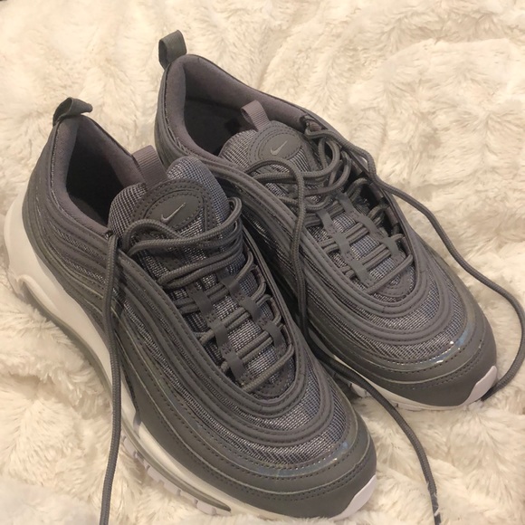 Nike Air Max ‘97 “Gunsmoke” Grade School Kids’